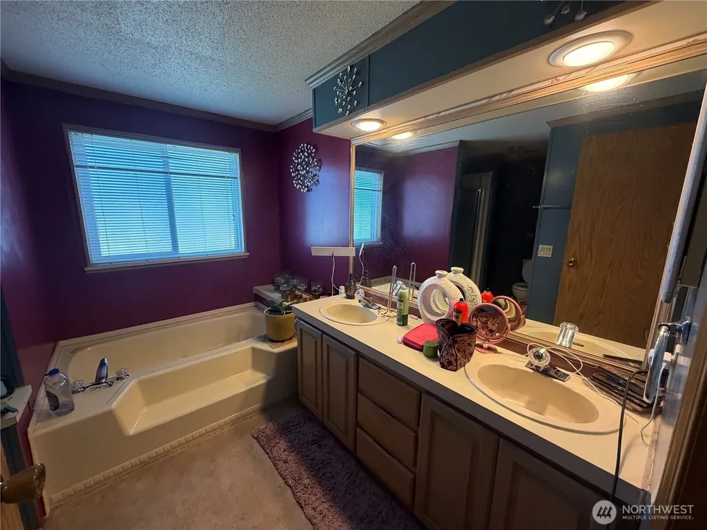 3010 W Peninsula Drive Moses Lake WA 98837