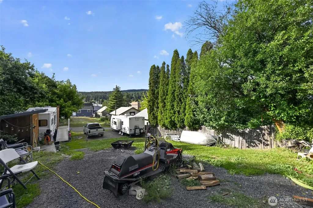 207 W Montana Avenue Roslyn WA 98941