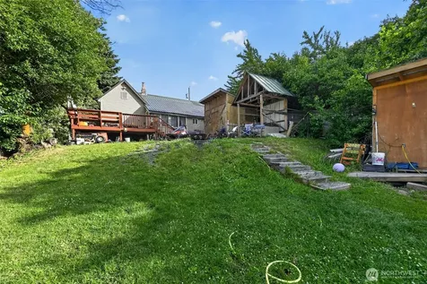 207 W Montana Avenue Roslyn WA 98941