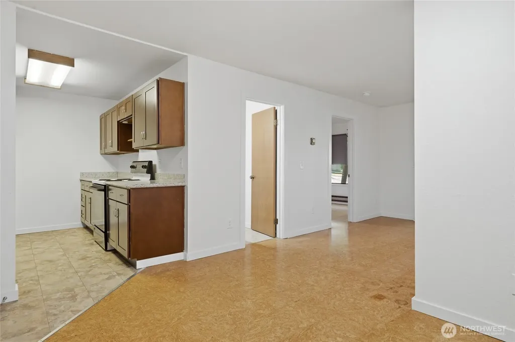 9512 1st Avenue NE Seattle WA 98115