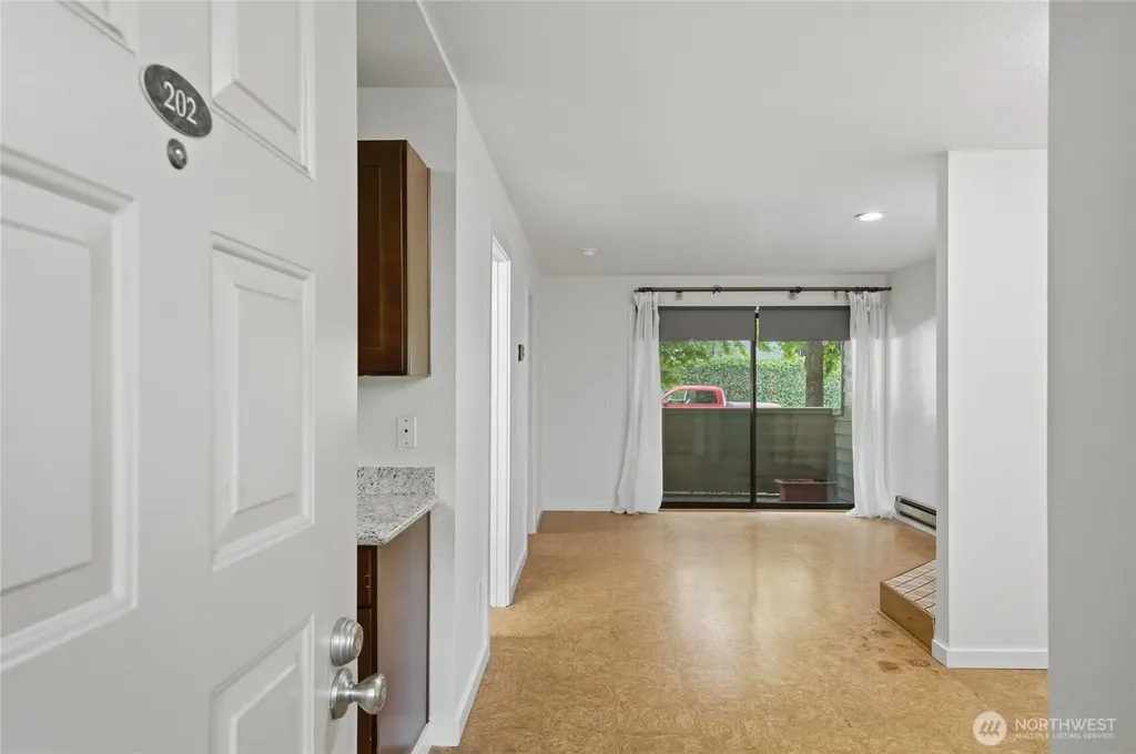 9512 1st Avenue NE Seattle WA 98115