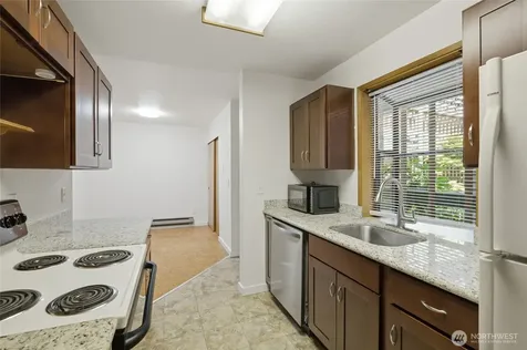 9512 1st Avenue NE Seattle WA 98115