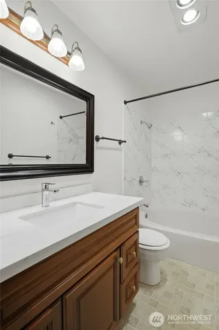 9512 1st Avenue NE Seattle WA 98115