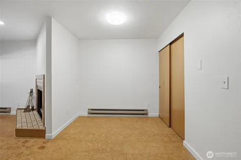 9512 1st Avenue NE Seattle WA 98115