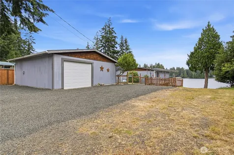 2121 E Timberlake Drive W Shelton WA 98584