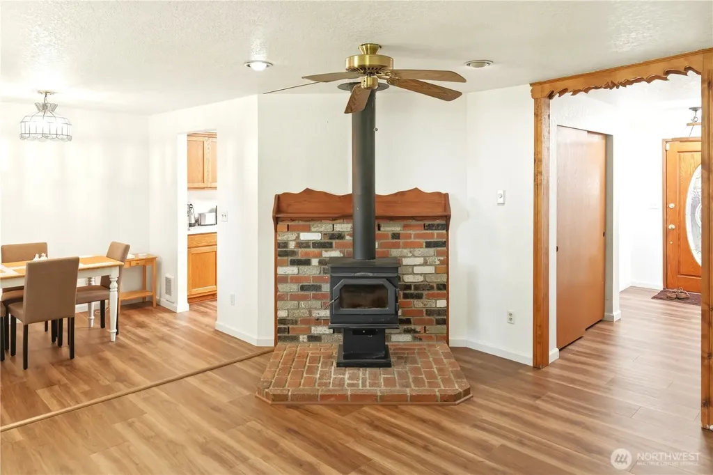 11716 26th Street NE Lake Stevens WA 98258