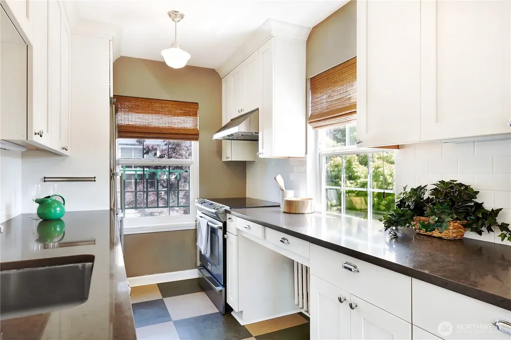 7900 Ashworth Avenue N Seattle WA 98103