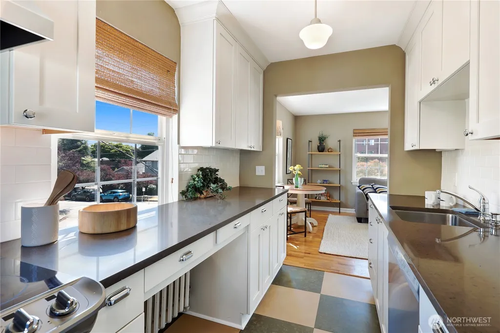 7900 Ashworth Avenue N Seattle WA 98103