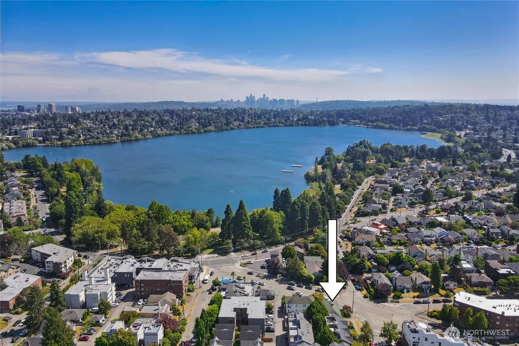 7900 Ashworth Avenue N Seattle WA 98103