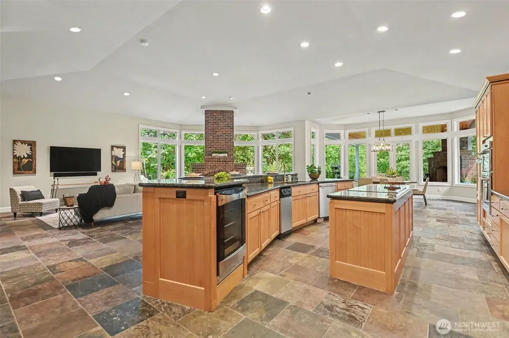 28632 SE 8th Street Fall City WA 98024