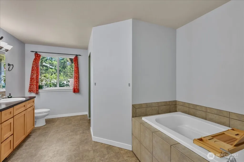 7911 300th Street Ct S Roy WA 98580