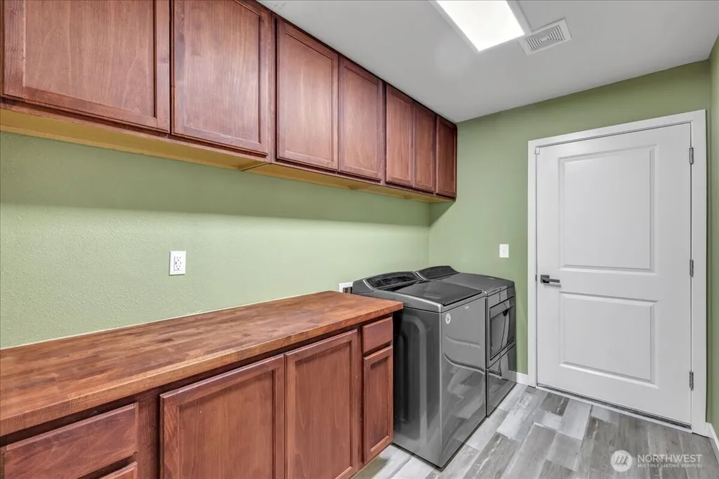 7911 300th Street Ct S Roy WA 98580