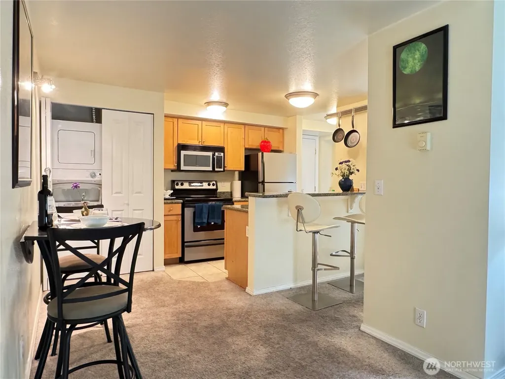 300 10th Avenue Seattle WA 98122