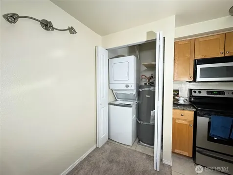 300 10th Avenue Seattle WA 98122