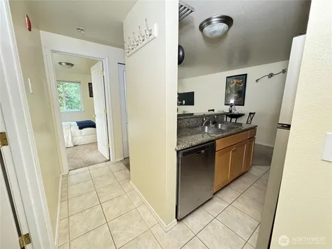 300 10th Avenue Seattle WA 98122