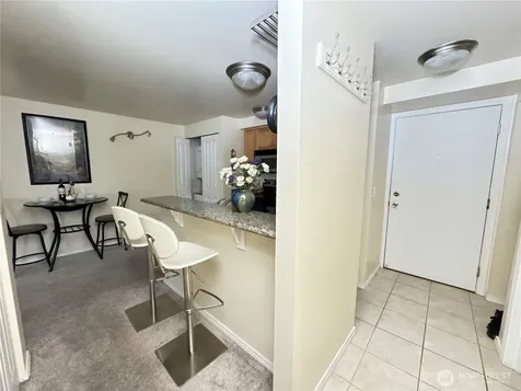 300 10th Avenue Seattle WA 98122