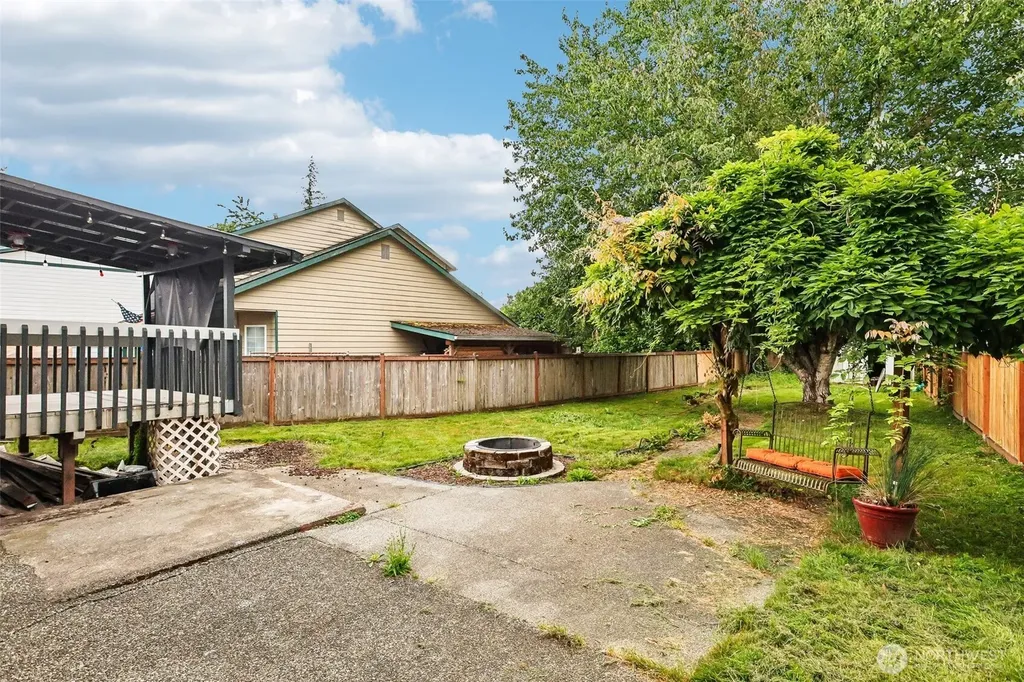 811 5th Drive Sultan WA 98294