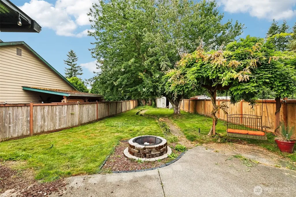 811 5th Drive Sultan WA 98294