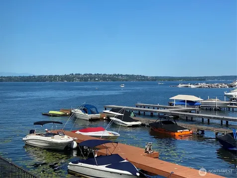 4561 Lake Washington Boulevard NE Kirkland WA 98033