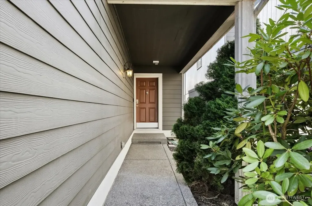 7240 177th Street E Puyallup WA 98375