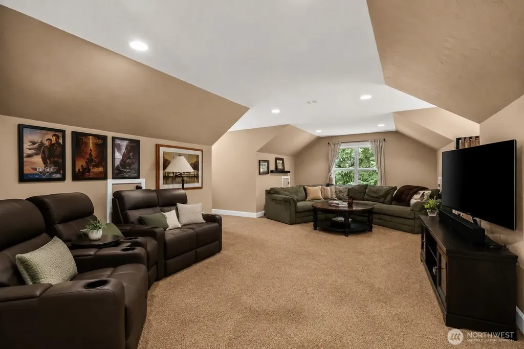 7920 Holiday Valley Drive NW Olympia WA 98502