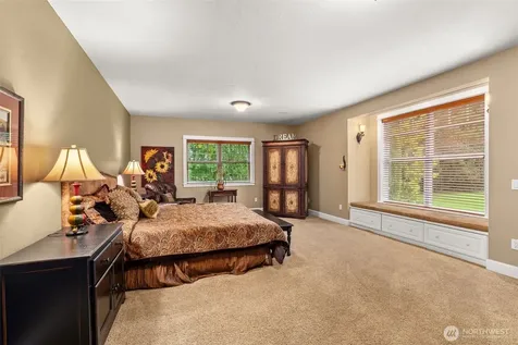 7920 Holiday Valley Drive NW Olympia WA 98502