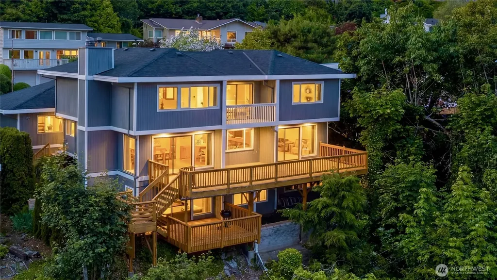 110 174th Place Bellevue WA 98008