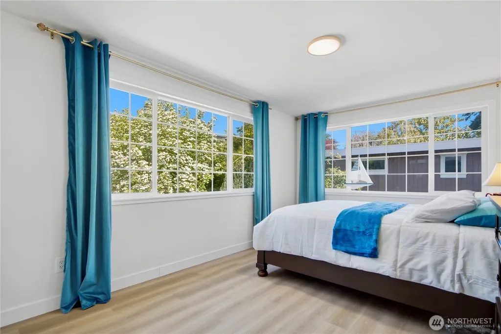 110 174th Place Bellevue WA 98008