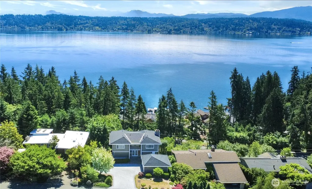110 174th Place Bellevue WA 98008