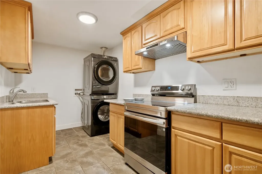 110 174th Place Bellevue WA 98008