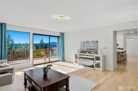 110 174th Place Bellevue WA 98008