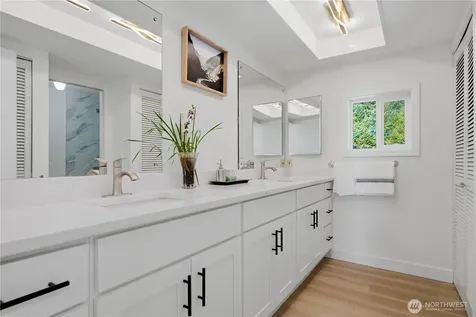 110 174th Place Bellevue WA 98008