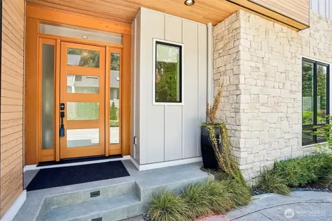 3072 106th Street SE Bellevue WA 98004