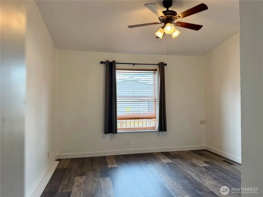222 Maple Avenue NW Napavine WA 98565