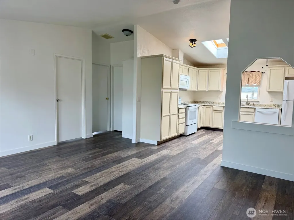 222 Maple Avenue NW Napavine WA 98565