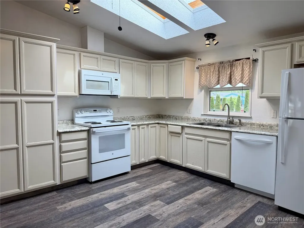 222 Maple Avenue NW Napavine WA 98565