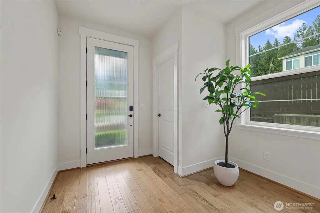 1431 243rd Place NE Sammamish WA 98074