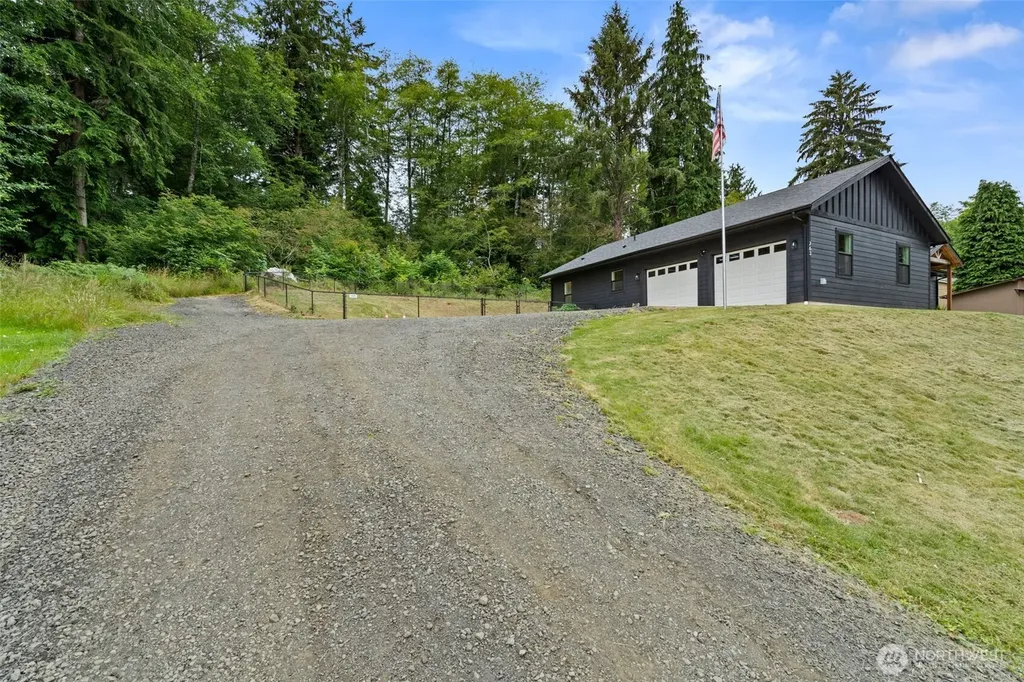 763 Harrison Avenue Raymond WA 98577