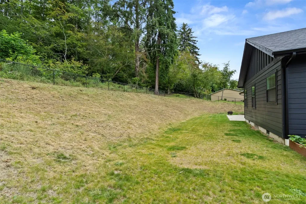 763 Harrison Avenue Raymond WA 98577