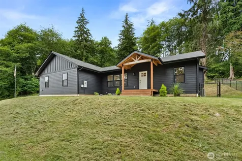 763 Harrison Avenue Raymond WA 98577
