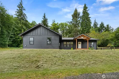 763 Harrison Avenue Raymond WA 98577