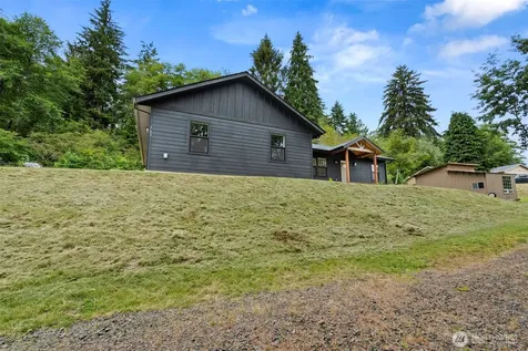 763 Harrison Avenue Raymond WA 98577