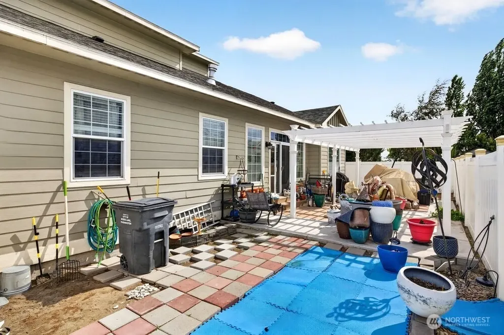 600 N Bluff West Drive Moses Lake WA 98837