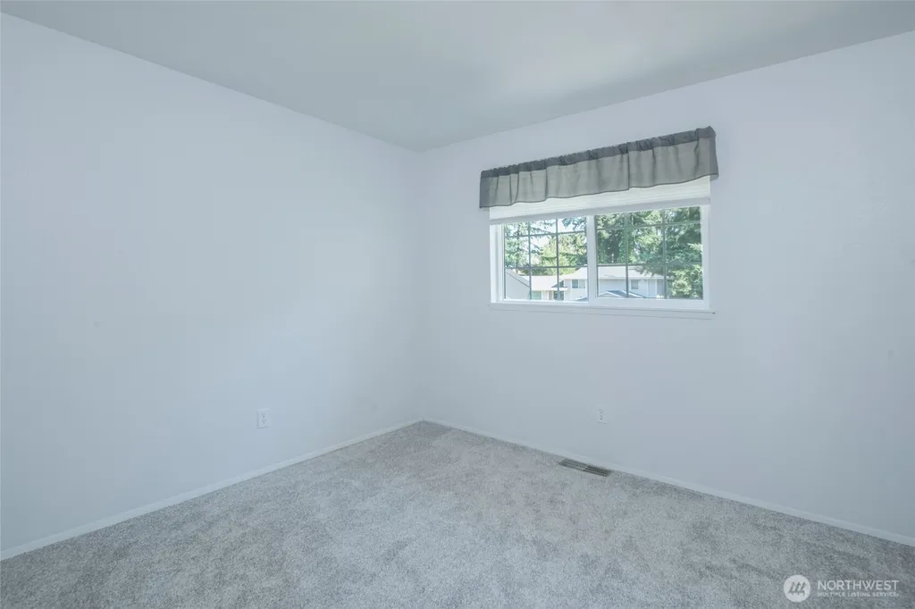 7610 95th Avenue SW Lakewood WA 98498