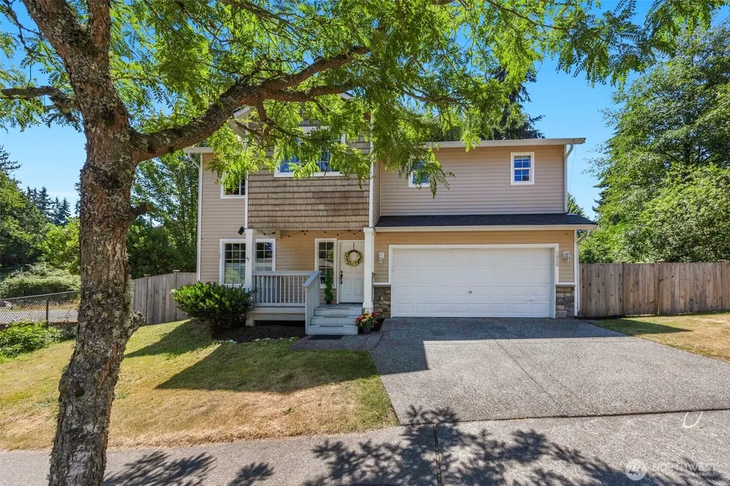 1926 189th Street SW Lynnwood WA 98036