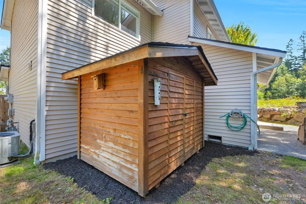 1926 189th Street SW Lynnwood WA 98036