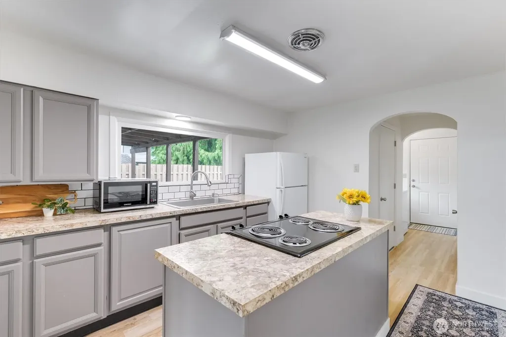 347 Colorado Street Longview WA 98632
