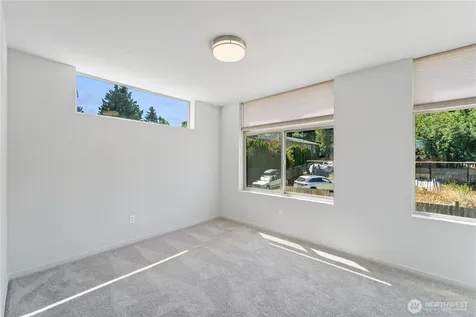 3865 Gilman Avenue W Seattle WA 98199