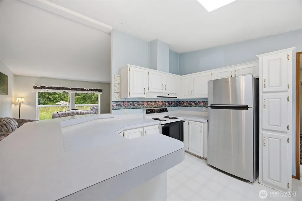 3908 Holtzheimer Trail Blaine WA 98230
