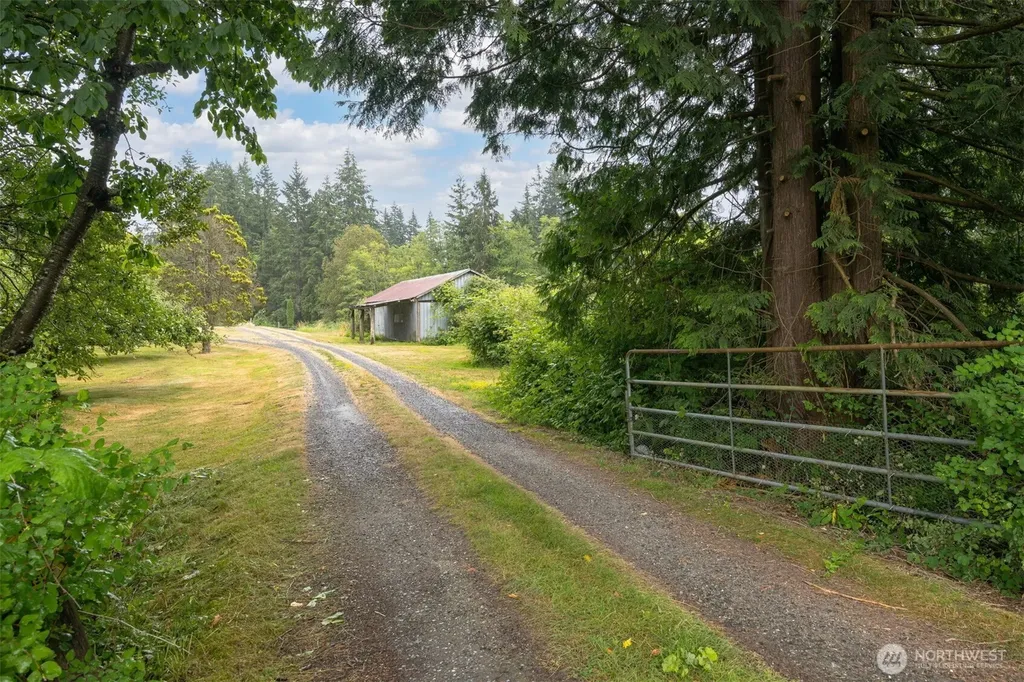 3908 Holtzheimer Trail Blaine WA 98230